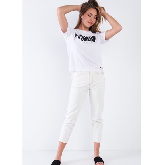 WHITE SHORT SLEEVE  "Peace Love World" GRAPHIC TOP - Picture 3 of 5